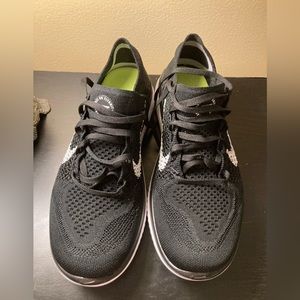 NWT Women’s Nike Free RN Flyknit 2018 shoes